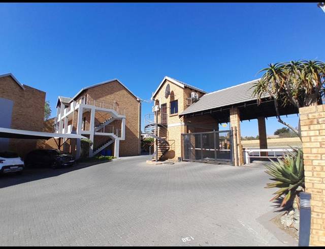 1 BEDROOM APARTMENT FOR SALE IN ROOIHUISKRAAL NORTH